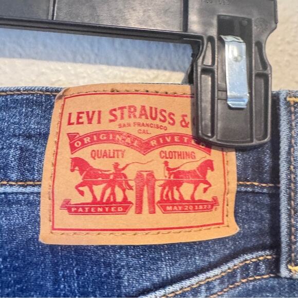 Levi’s Blue Ribcage Straight Button Fly Jeans Womens 32 Casual Classic Denim - Picture 11 of 12